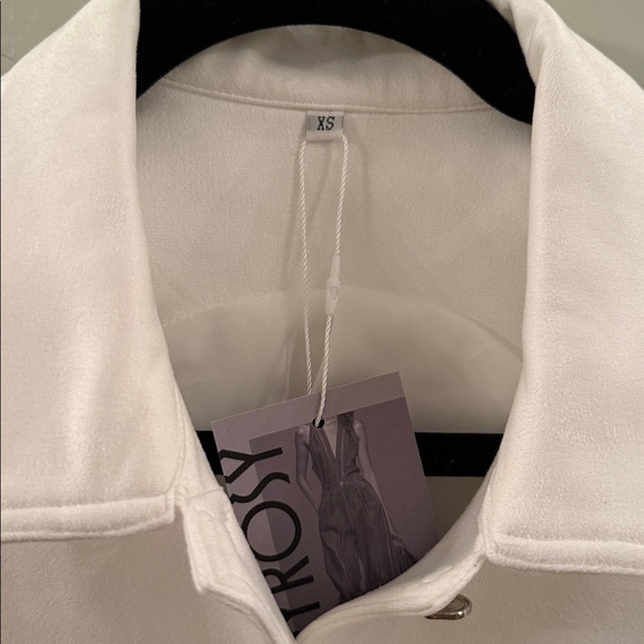 White Fringe Skirt and Vest Set - Picture 3 of 11